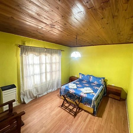 Hospedaje Formosa El Calafate Eksteriør billede