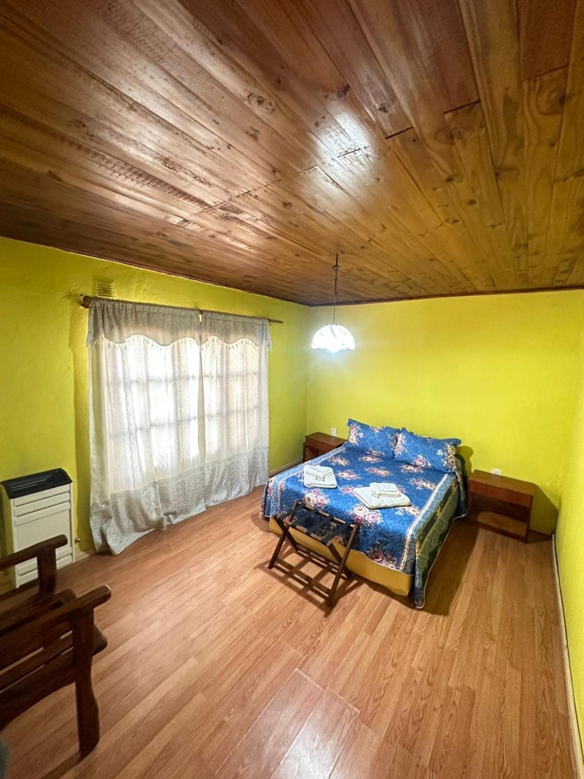 Hospedaje Formosa El Calafate Eksteriør billede